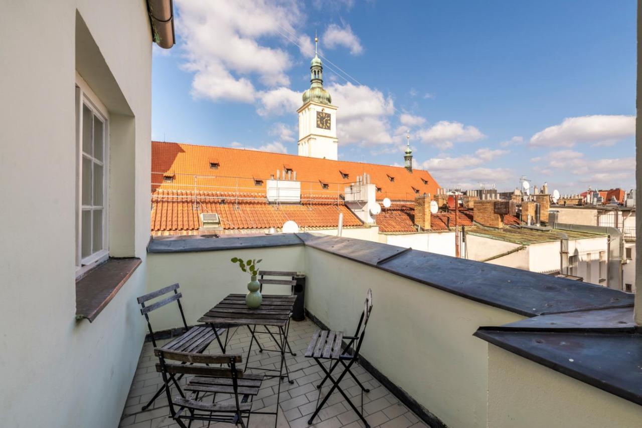 Stupartska - Tyn Church View Residence With Terrace Praha Bagian luar foto
